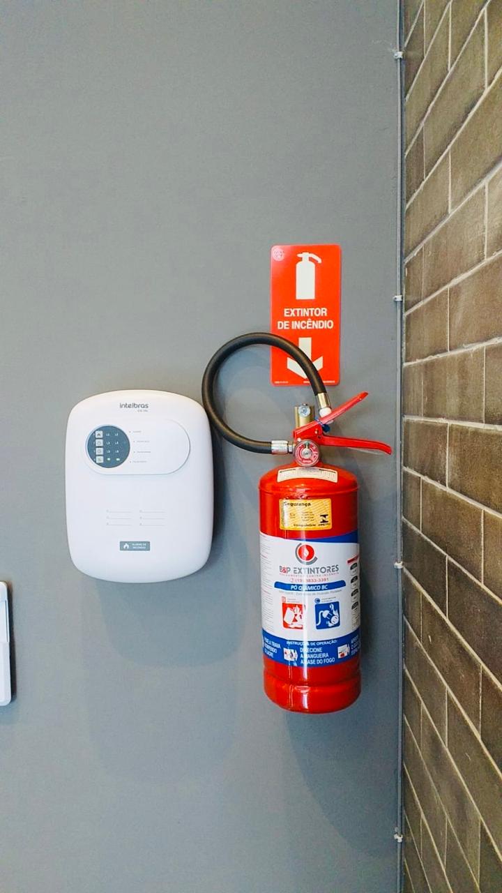 Central de Alarme e Extintor